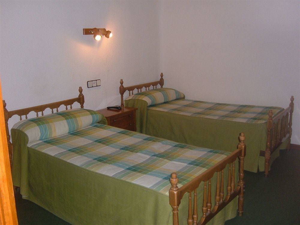 Hostal Olga Madrid Exterior photo